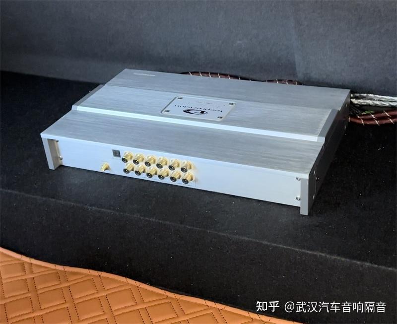 车改坊汽车音响改装