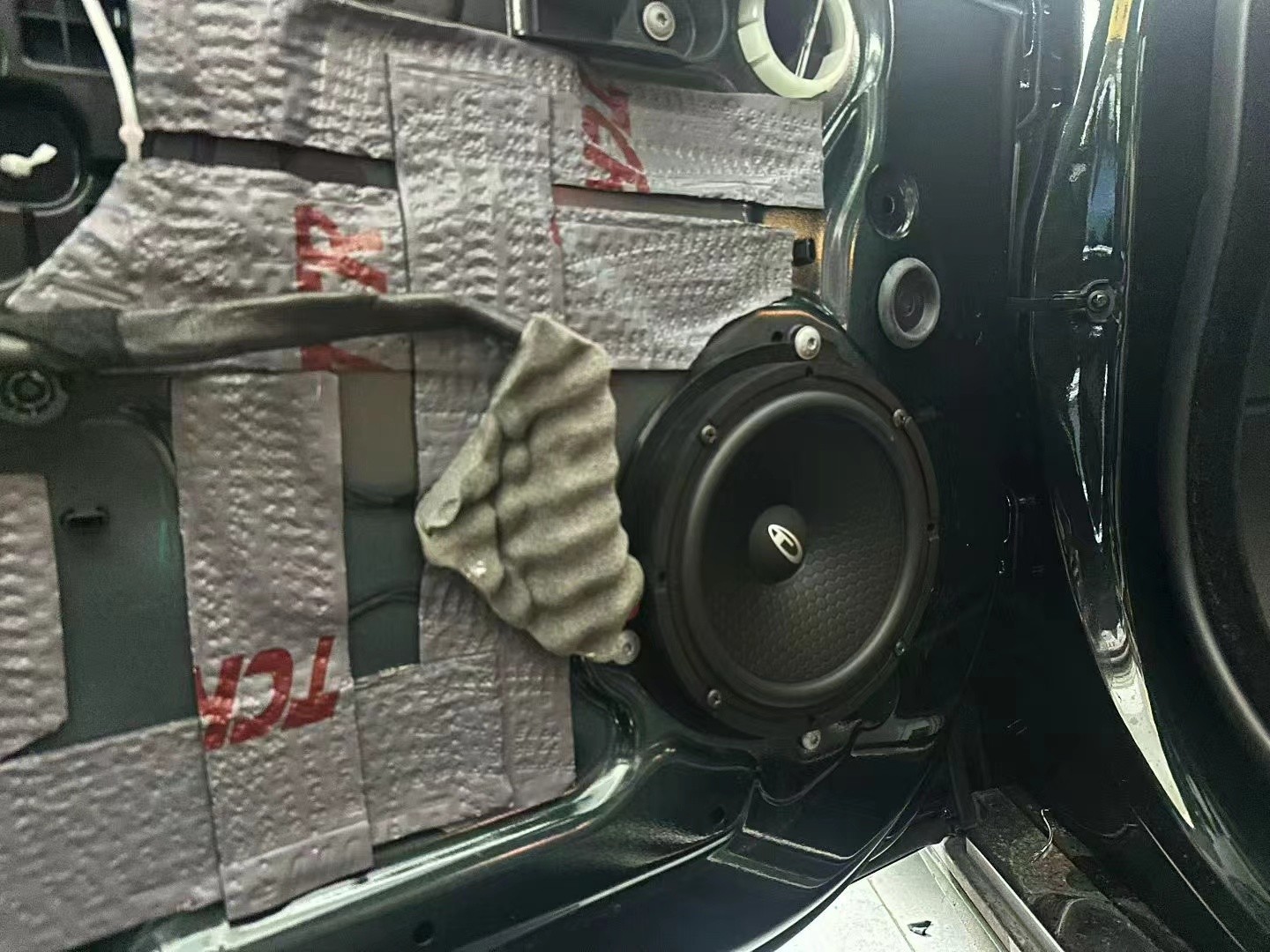 车改坊汽车音响改装