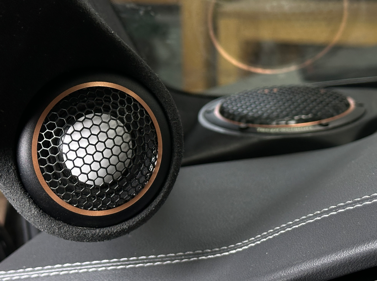 车改坊汽车音响改装