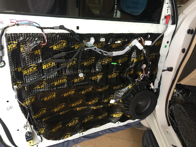 车改坊花都大明店普拉多升级霸克,经典造就优雅奢华!