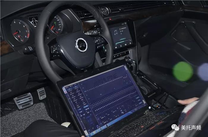 迈腾车主解锁赏“音”正确姿势,车改坊武汉歌德店get!