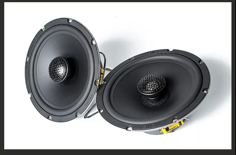 两台低音炮奏响灵魂知音!-车改坊长沙店为标致408汽车音响升级美国霸克