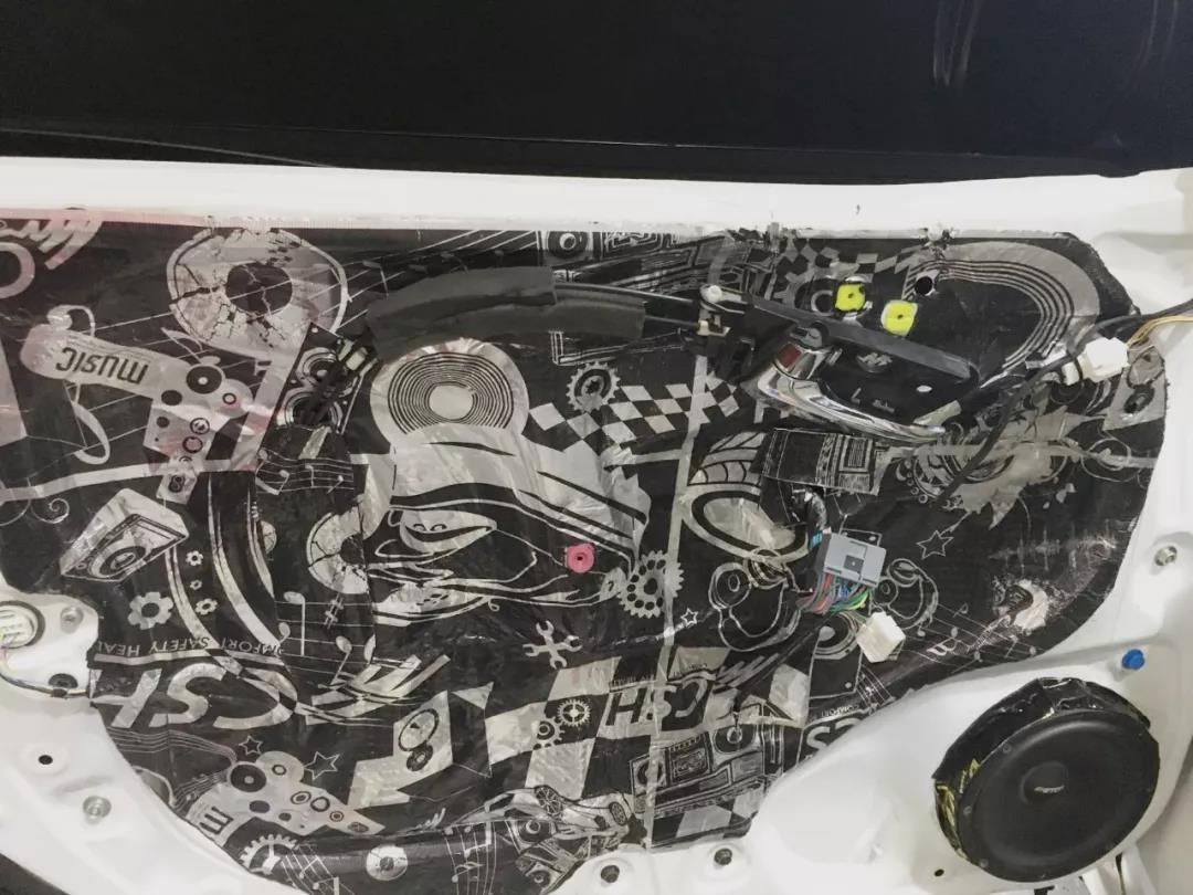 凌派带你体验魔幻音乐世界!-车改坊长沙店为本田凌派汽车音响升级霸克同轴