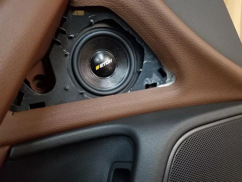 上海音豪奥迪A6汽车音响改装德国伊顿三分频,好听乐享不停!