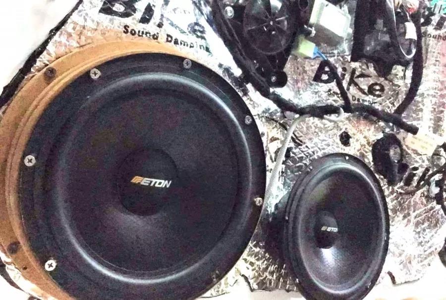 同样是奥迪,这辆才够味-车改坊佛山店奥迪A4L汽车音响升级德国伊顿