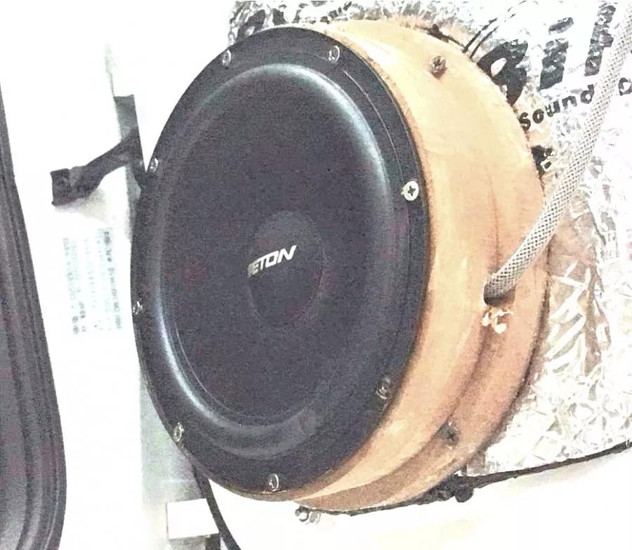 同样是奥迪,这辆才够味-车改坊佛山店奥迪A4L汽车音响升级德国伊顿