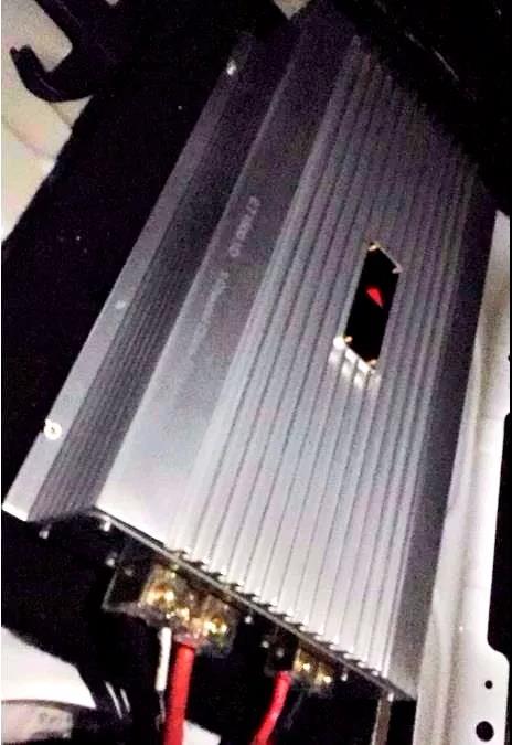 同样是奥迪,这辆才够味-车改坊佛山店奥迪A4L汽车音响升级德国伊顿