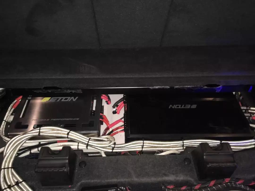 无损升级,轻松听感-车改坊长沙店宝马5系GT汽车音响升级伊顿宝马专车专用