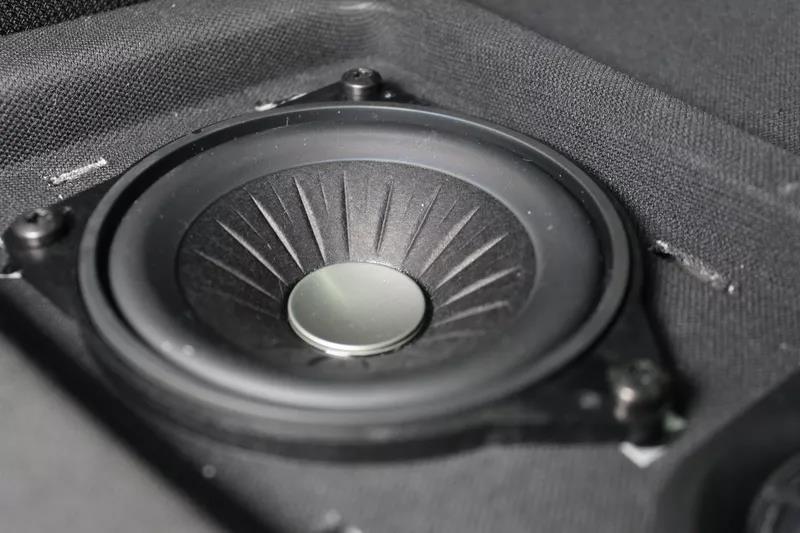 好品质改出好音质-上海音豪宝马530Li无损升级德国伊顿宝马专车专用音响