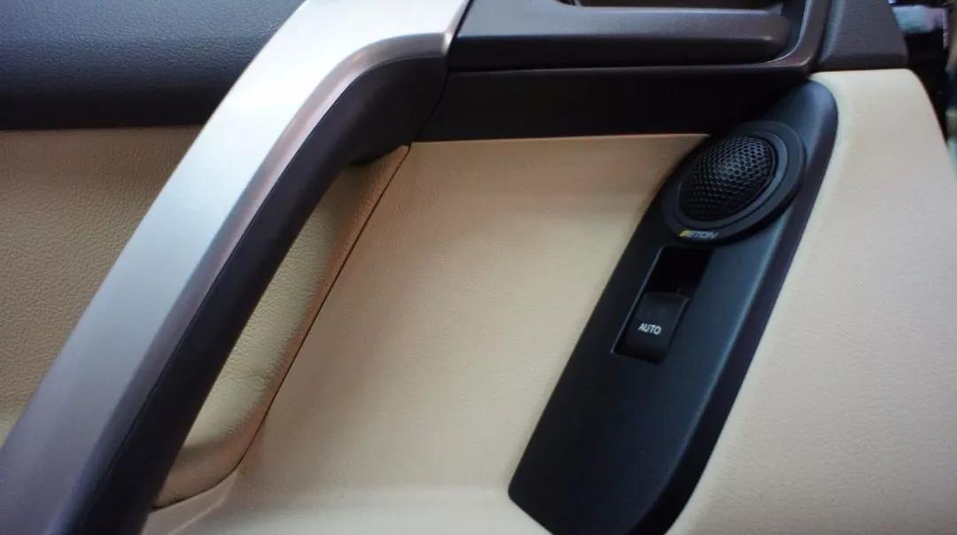 动人音质,源于精心打造-车改坊广州声扬店霸道汽车音响升级德国伊顿RSE三分频