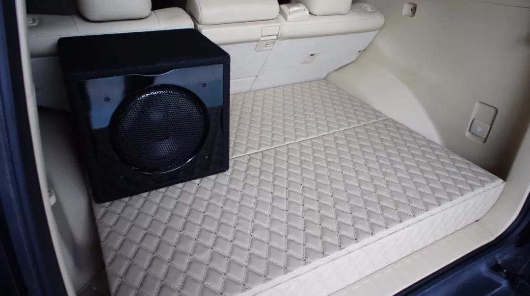 动人音质,源于精心打造-车改坊广州声扬店霸道汽车音响升级德国伊顿RSE三分频