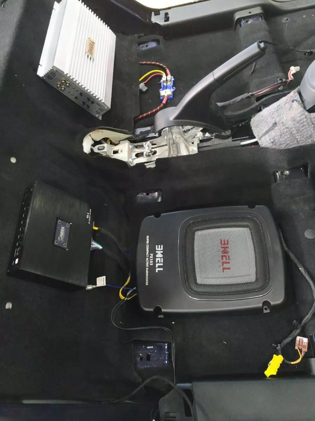 一台超薄低音炮来点亮全场!新款SMART这波升级车主很满意