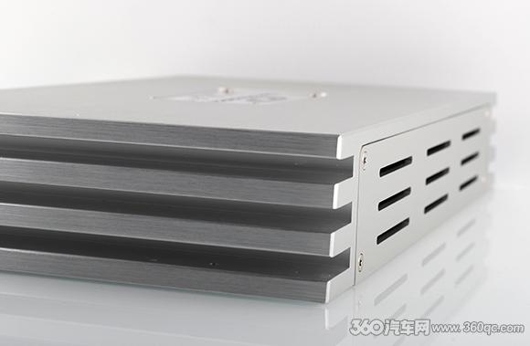 战力爆表！意大利TEC大地之神系列功放GA180.2测评