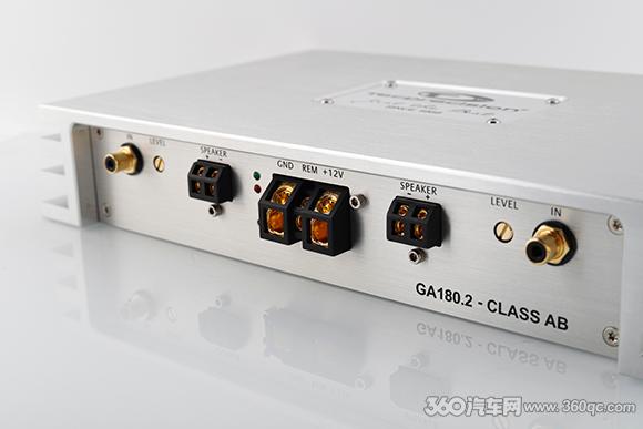 战力爆表！意大利TEC大地之神系列功放GA180.2测评