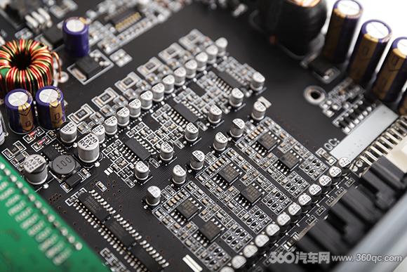 美国霸克P8测评：真正将DSP和功率放大合而为一