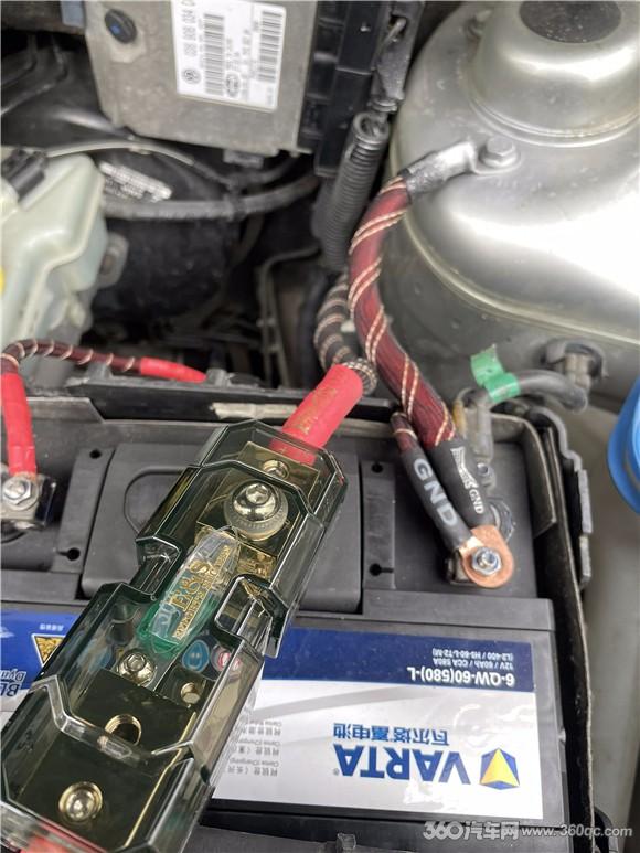 大众高尔夫汽车音响发烧改装 正力車福加意大利TEC传递靓声