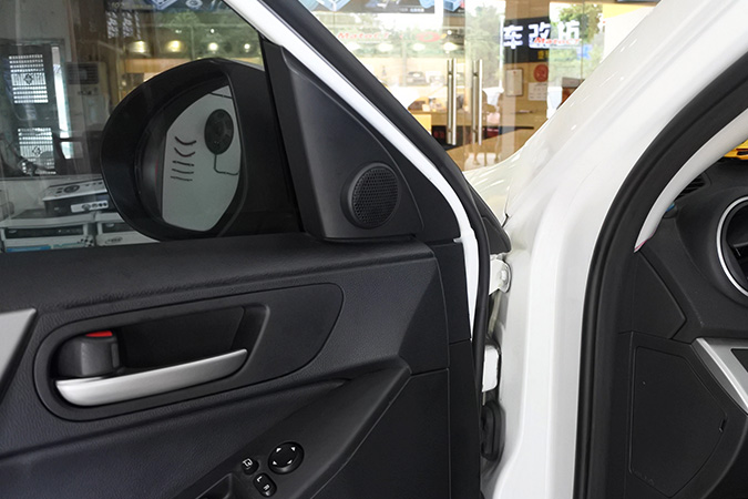 音质大大提升 车改坊汽车影音连锁马自达3改装意