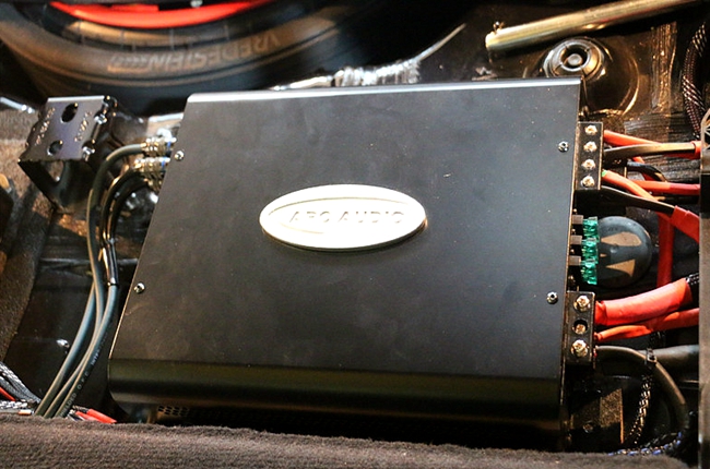 灵动才好听 厦门音乐车坊大众途锐改装德国ETO