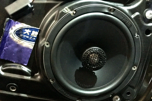 骄傲放纵 盐步留声机大众途观改装ETON、霸克和斯