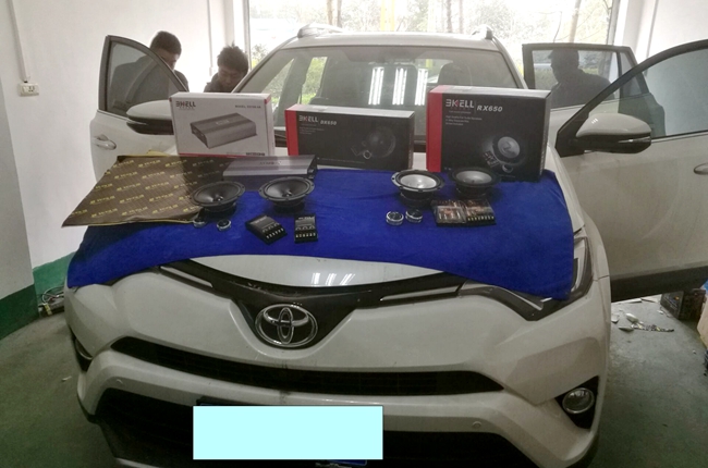 准备踏青了吗？ 广安华劲丰田RAV4改装美国霸克音