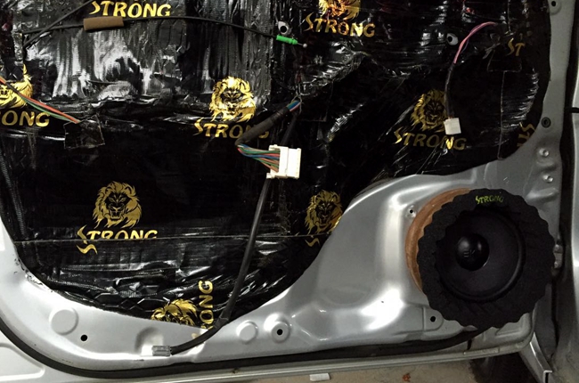 清风明月任君赏 景洪俊昌荣丰田卡罗拉改装霸克