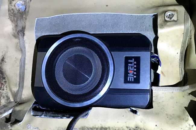 清风明月任君赏 景洪俊昌荣丰田卡罗拉改装霸克