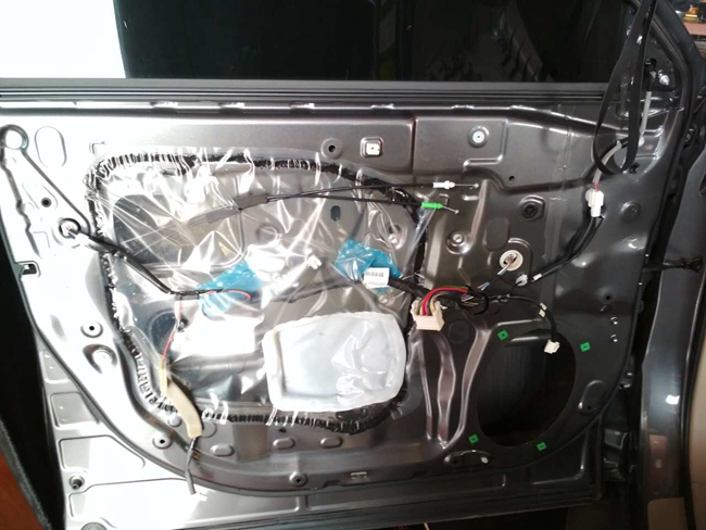 新“听”觉换来新世界，丰田汉兰达改装斯派朗