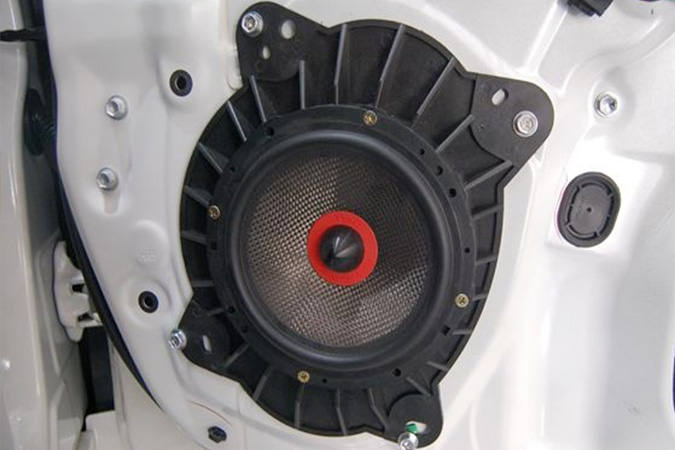 迈锐宝改装意大利TEC声浪系列SPL6/K两分频汽车音响，配霸克BD超低音很生猛