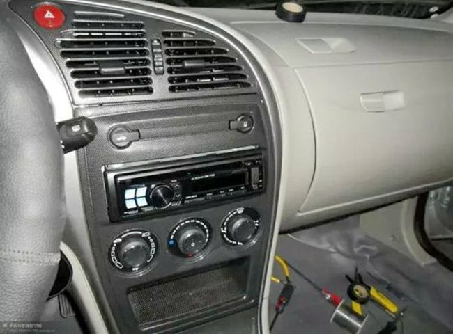 车有好音响 车改坊汽车影音连锁雪铁龙爱丽舍改