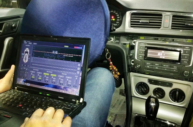 不一样的音韵 新疆车佳坊大众朗逸改装ETON、霸克