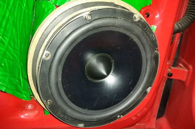 弹出旋律原声 新疆车佳坊大众POLO改装霸克和斯派