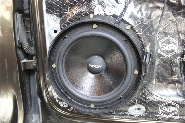 为爱启航 上海音豪大众途观改装德国ETON和美国