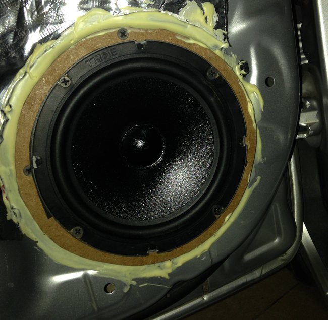 混搭音乐风 车改坊（娄底店）丰田卡罗拉改装霸