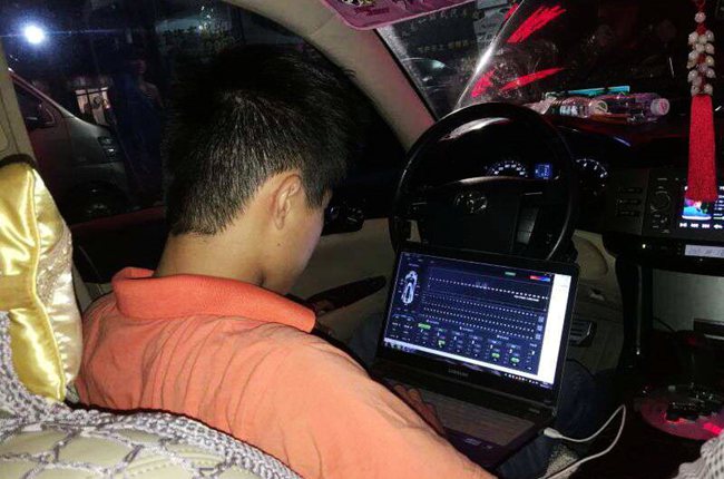 纯粹大不同 车改坊（汕头店）丰田锐志改装斯派