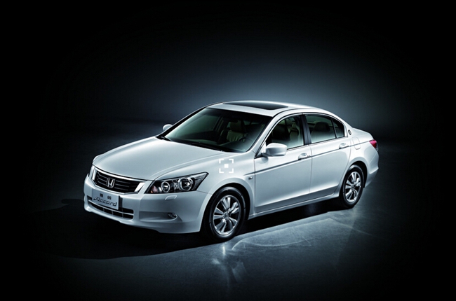 再改音质更出彩 肇庆雷鸣本田雅阁改装美国霸克