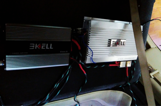 再改音质更出彩 肇庆雷鸣本田雅阁改装美国霸克