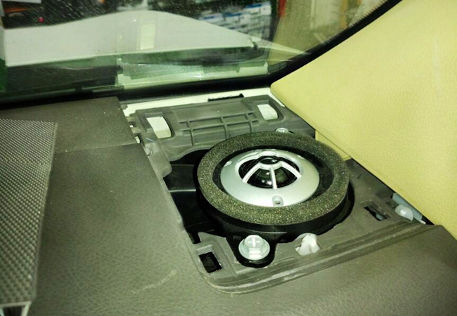 律动青春放肆享乐 新疆车佳坊丰田普拉多改装霸