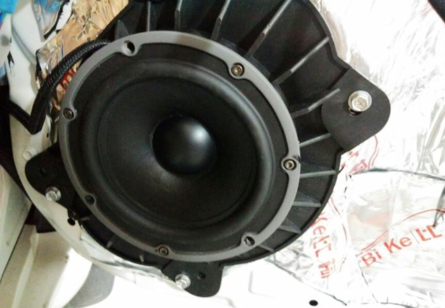 律动青春放肆享乐 新疆车佳坊丰田普拉多改装霸