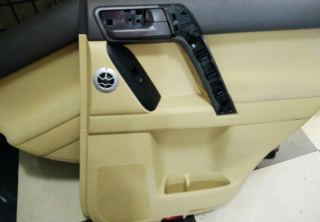 律动青春放肆享乐 新疆车佳坊丰田普拉多改装霸