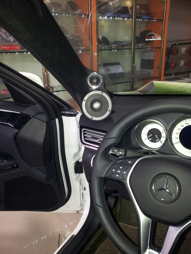 一锤定音 番禺黄艳汽车影音馆奔驰E260改装TEC和