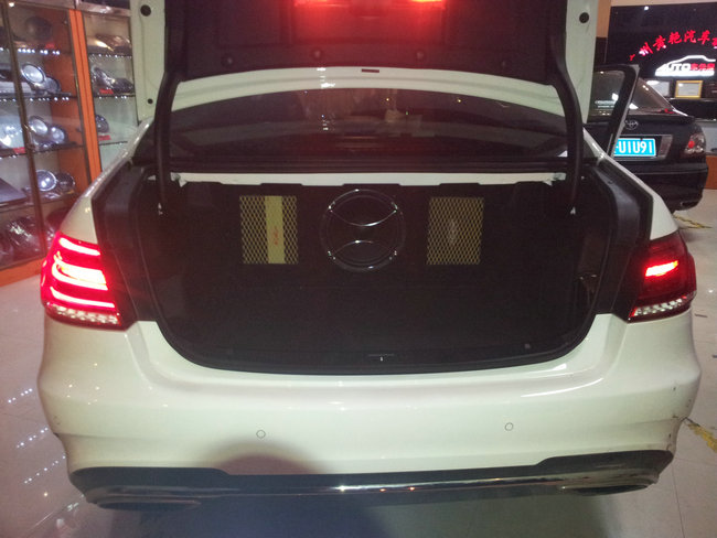 一锤定音 番禺黄艳汽车影音馆奔驰E260改装TEC和