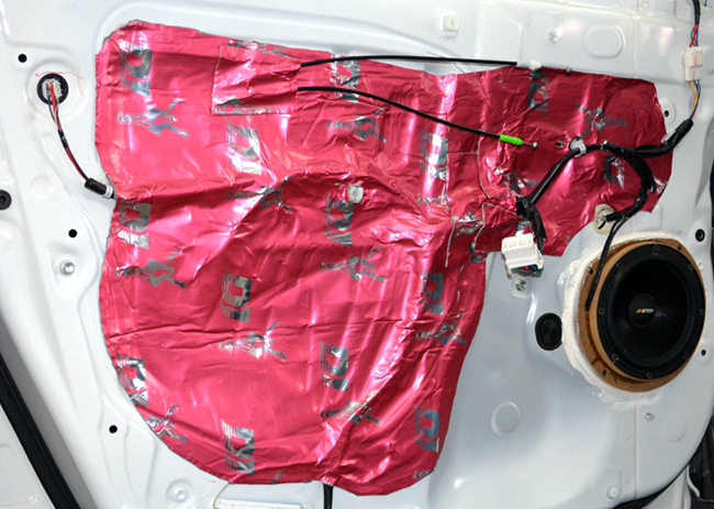 一触即享好声音 沈阳易阳丰田RAV4改装ETON和TEC音