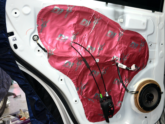 一触即享好声音 沈阳易阳丰田RAV4改装ETON和TEC音