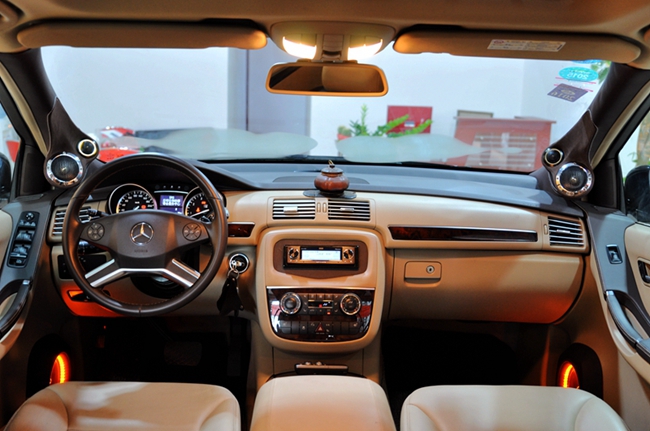 王者气度 车改坊（番禺店）奔驰R300改装Hybrid A