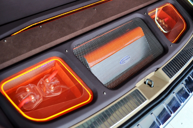 王者气度 车改坊（番禺店）奔驰R300改装Hybrid A