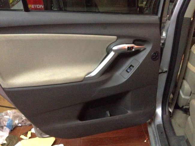 简改换出新花样 车改坊汕头店丰田RAV4改装美国霸