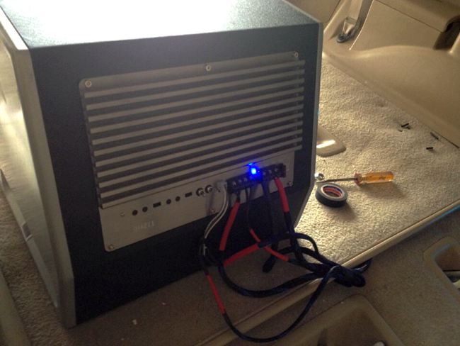 音乐的百态需求 车改坊（汕头店）丰田霸道改装