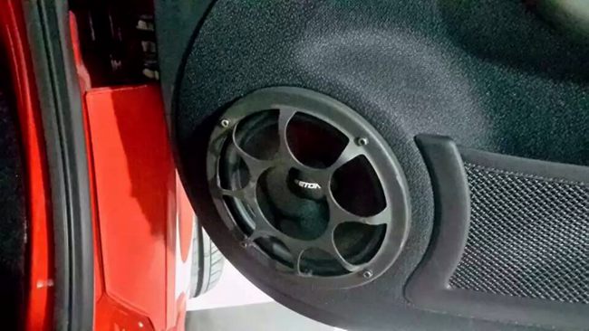 简改音质大不同 新疆车佳坊奔驰smart改装德国E