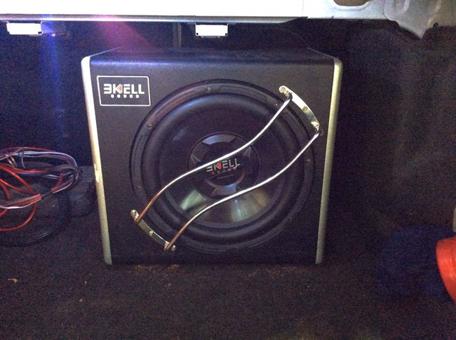 音乐成就梦想 景洪俊昌荣丰田卡罗拉改装美国霸