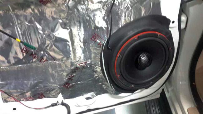 轻换装重享受 新疆车佳坊兰德酷路泽改装TEC和霸